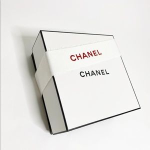 Chanel Box